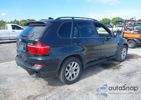 2011 BMW X5 xDrive35I/xDrive35I Premium/xDrive35I Sport Activity z USA, uszkodzony, nr VIN 5UXZV4C52BL401878